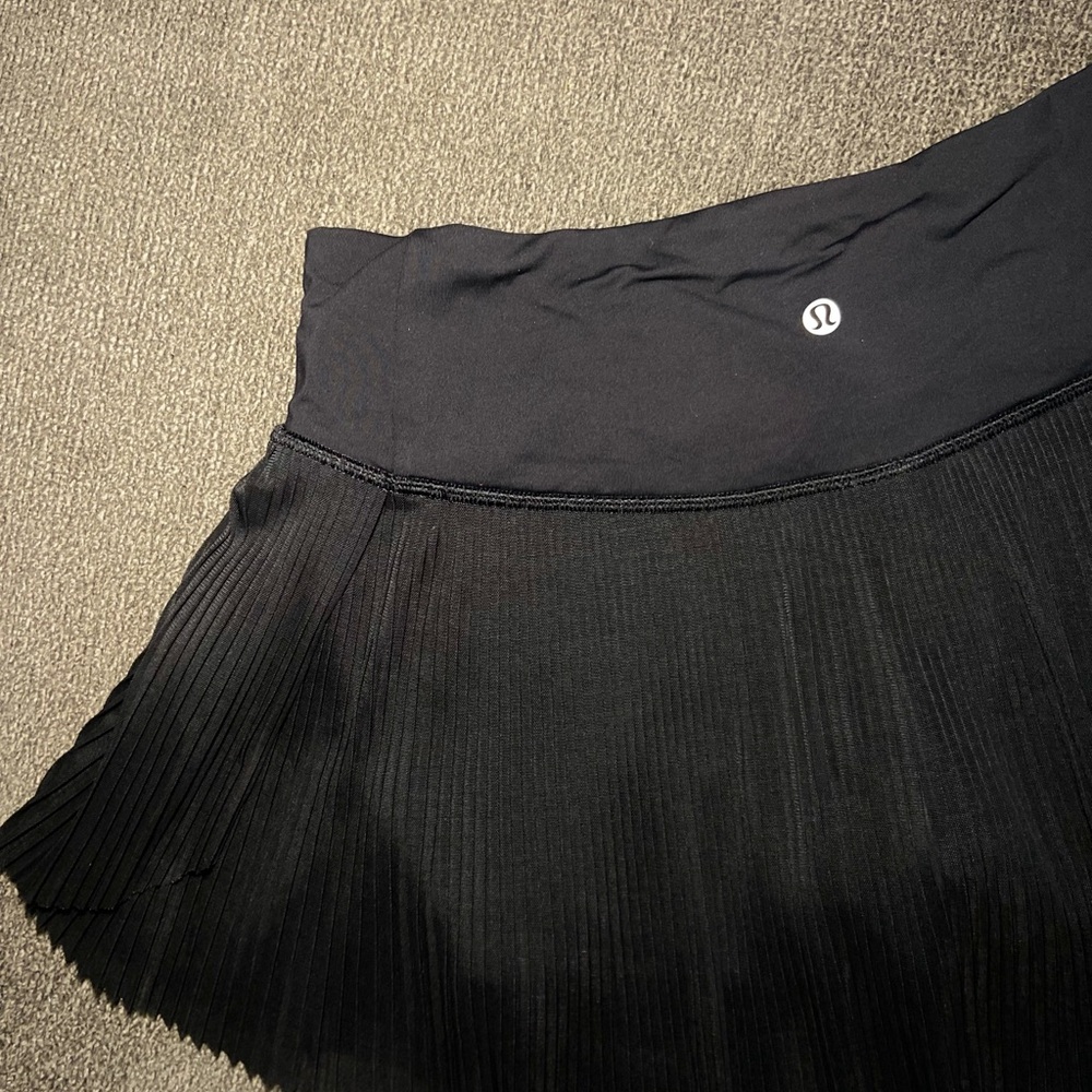 Black Lululemon tennis skirt
